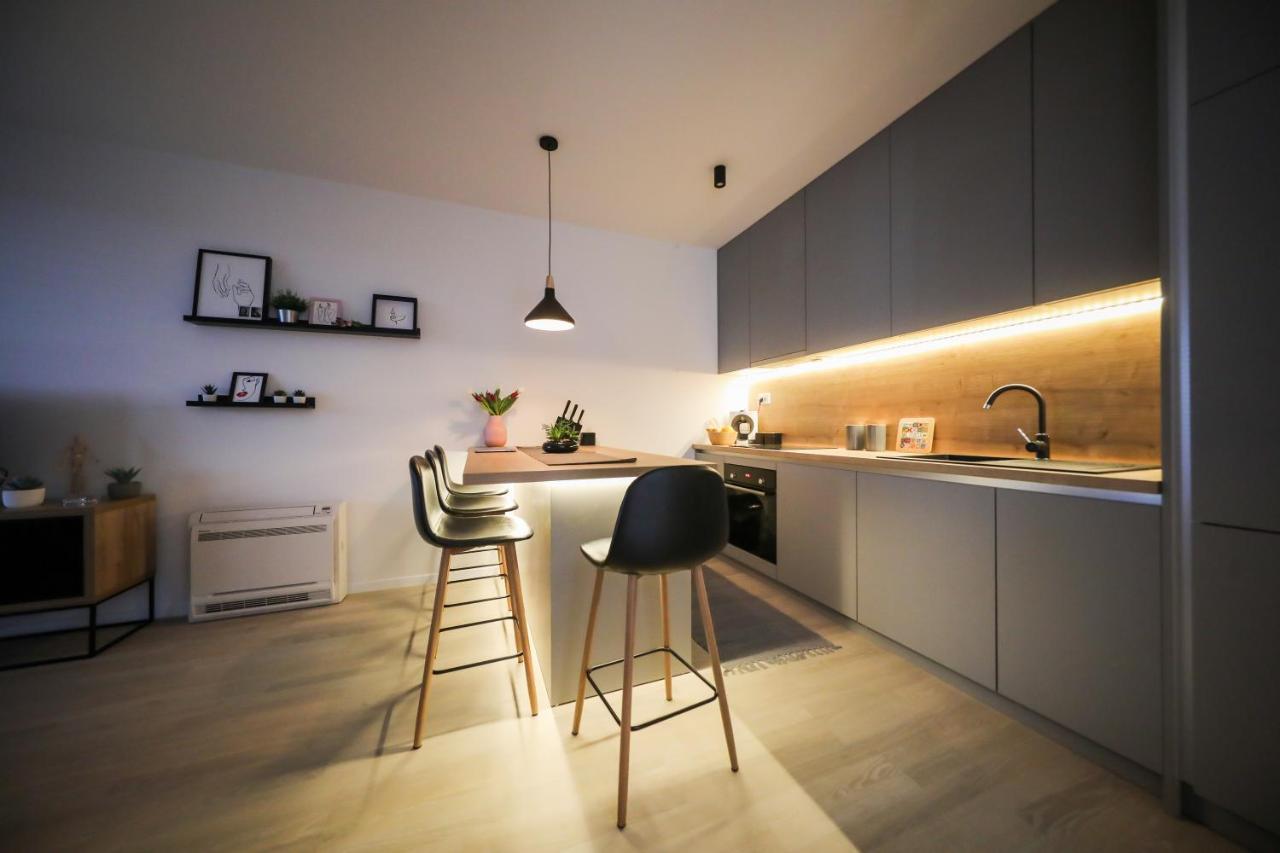 זאדאר Allegro Exclusive Suite 2 With Private Parking And Balcony מראה חיצוני תמונה